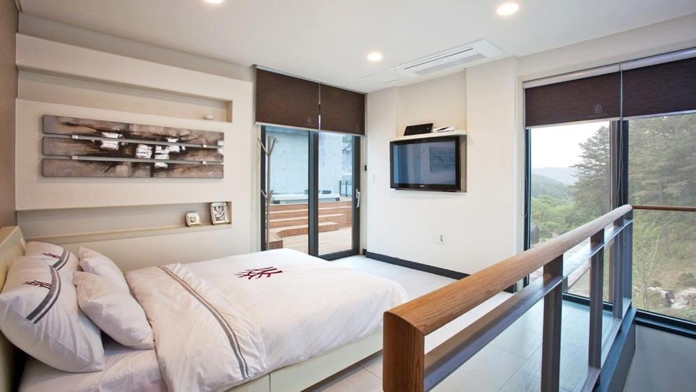 Bao House Pool Villa 杨平郡 外观 照片