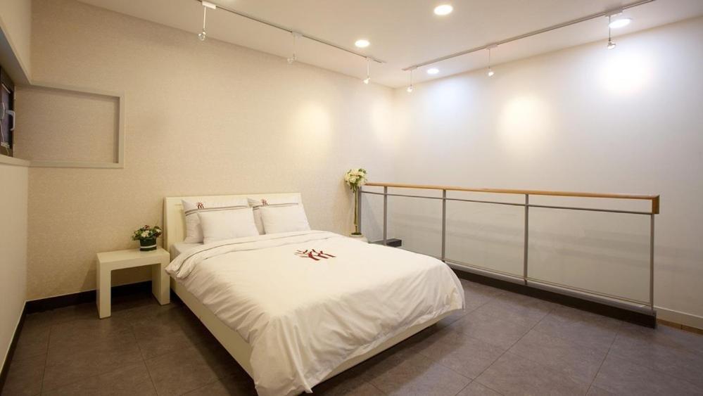 Bao House Pool Villa 杨平郡 外观 照片