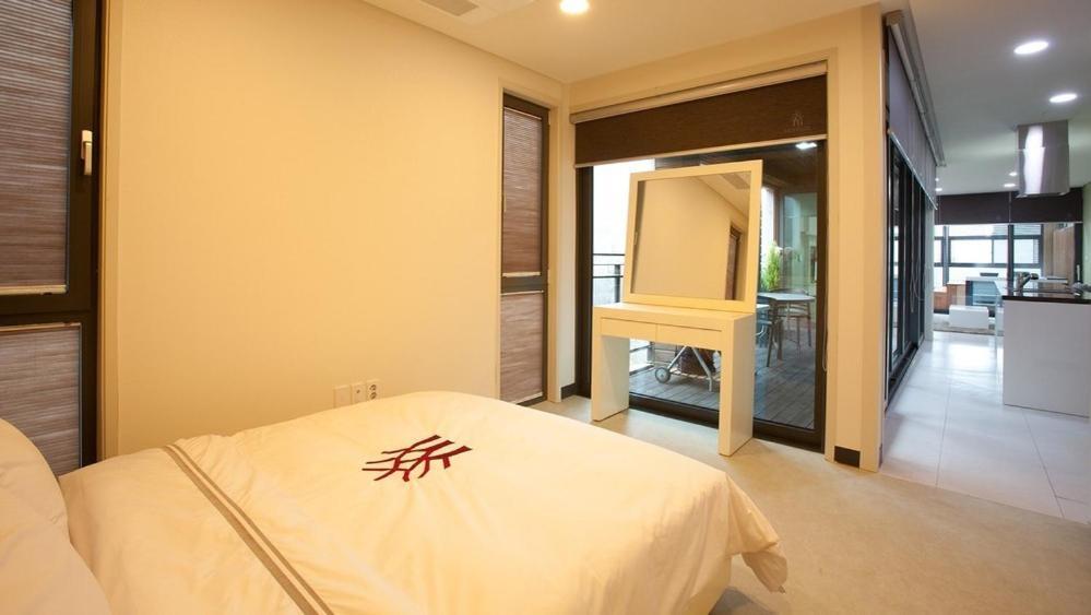 Bao House Pool Villa 杨平郡 外观 照片