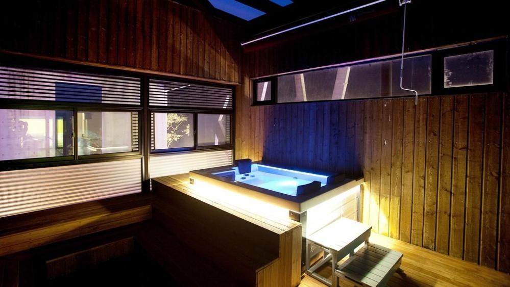 Bao House Pool Villa 杨平郡 外观 照片